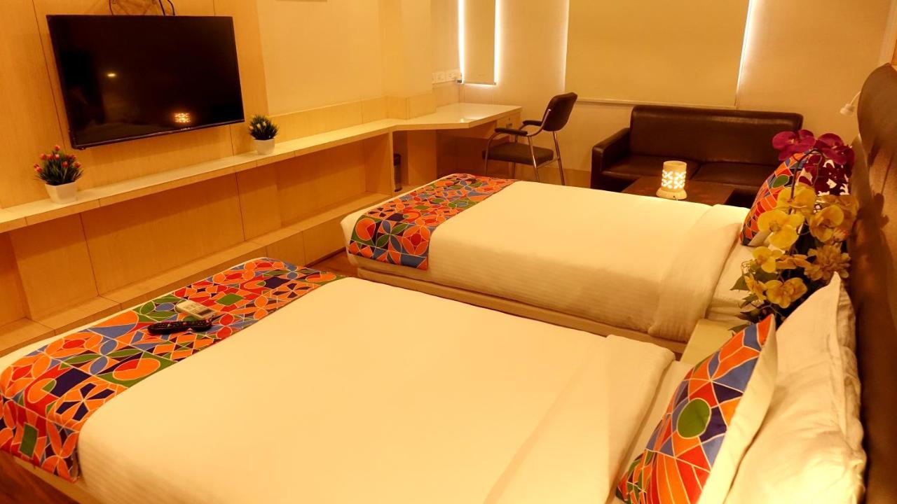Ksquare Hotel 첸나이 외부 사진